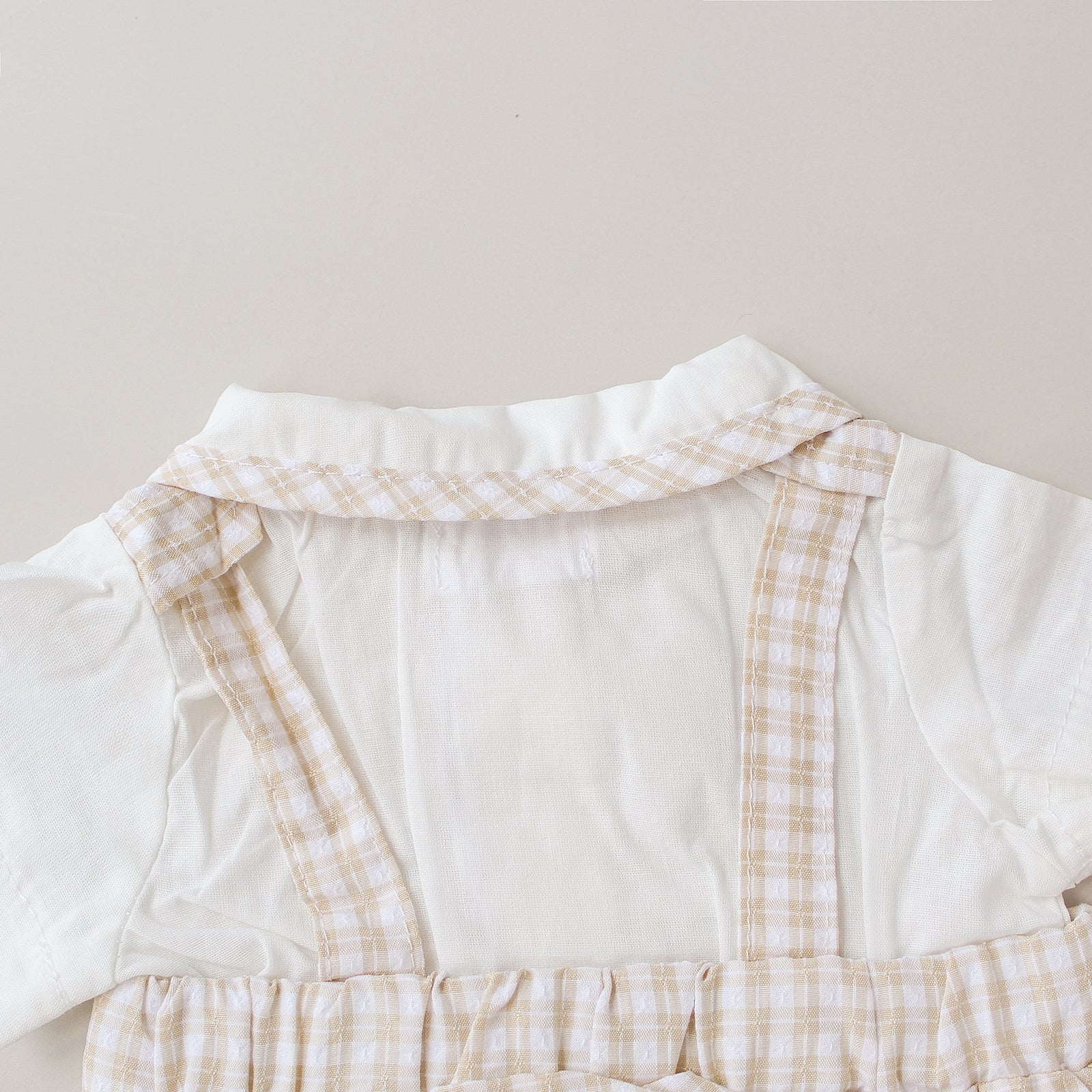 Mascota Quadro con camiseta y pajarita - Para bebés reborn de 44 a 52 cm