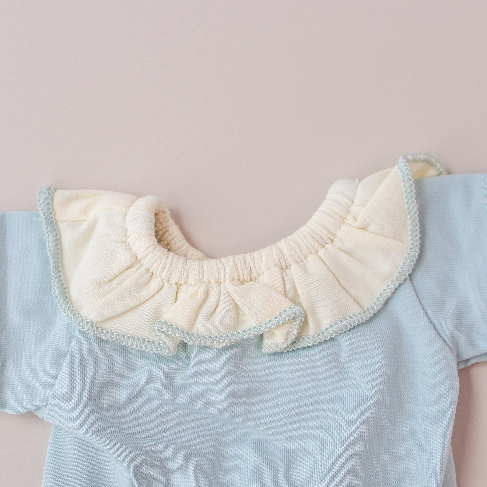 Ranita cuello bobo celeste print conejito – Para bebés reborn de 33cm